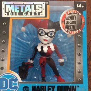 Harley Quinn mini action figure